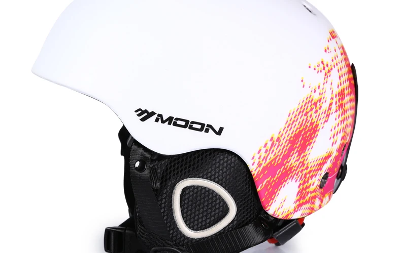 China ski helmet moon Suppliers
