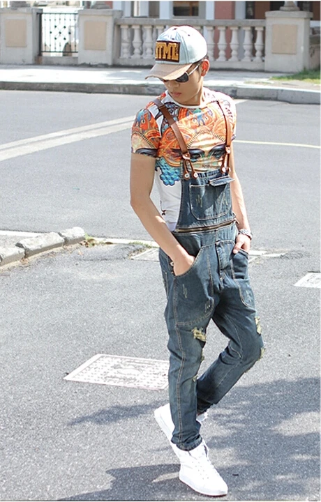 Men's denim bib pants male loose plus size casual jeans straight one piece long trousers suspenders overalls jumpsuit plus size цена Men's denim bib pants male loose plus size casual jeans straight one piece long trousers suspenders overalls jumpsuit plus size цены онлайн