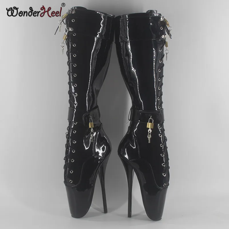 Wonderheel/ультравысокий каблук 18 см, стилеты, черные лакированные женские сапоги до колена, балетные сексуальные фетиш сапоги, модная обувь с замками