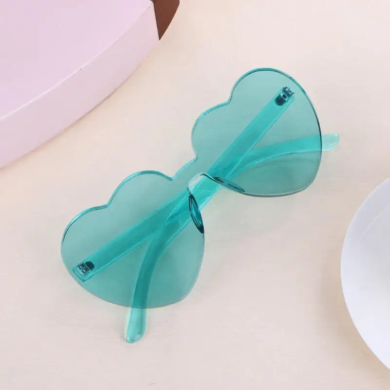 Summer Stylish Women Heart Shape Sunglasses Novelty Optic Pure Solid Candy Color Lovely Fashion
