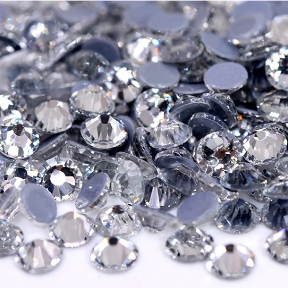 

Upscale Clear Crystal Hot Fix Rhinestones Shiny Bling Crystals Strass Hotfix Iron on Rhinestones For Wedding Dress Dance Dress