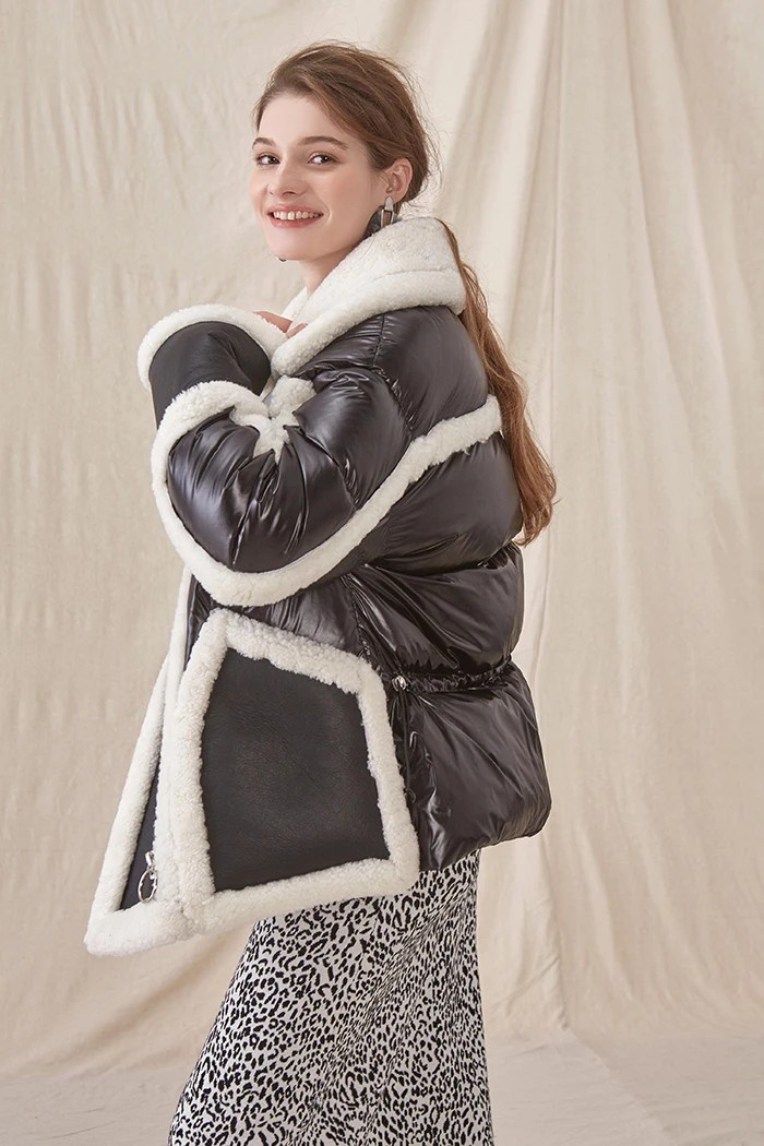 Новое зимнее женское пальто из натурального меха Серебряная Двусторонняя Меховая куртка из натуральной овечьей кожи байкерская куртка на белом утином пуху