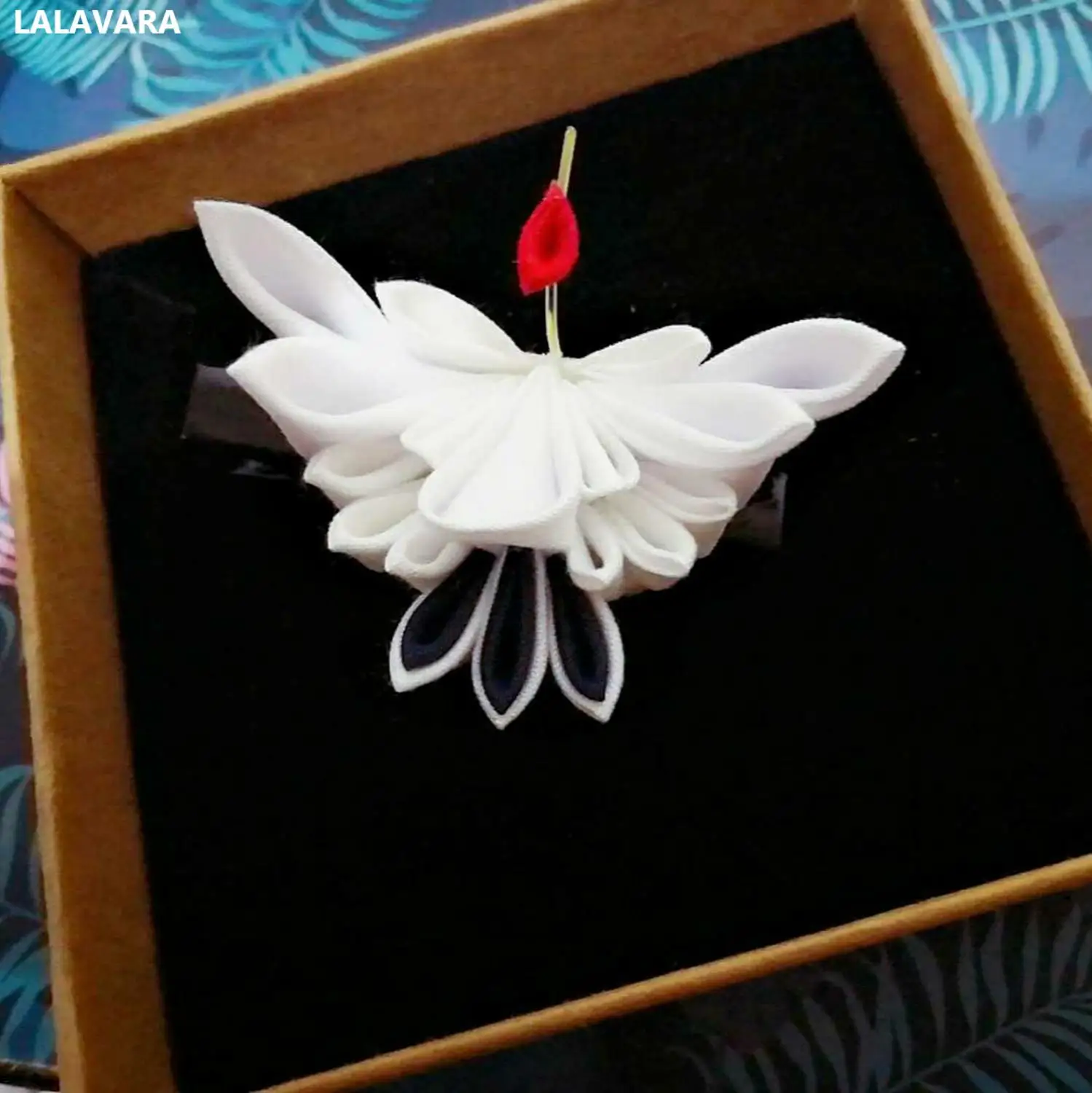 

LALAVARA handmade fabric hair accessories white small crane hair pins