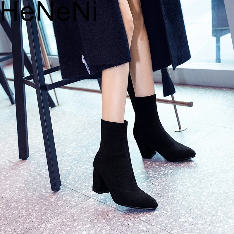Модные ботильоны с эластичными носками на высоком массивном каблуке; женские эластичные пикантные осенние ботиночки с острым носком; женские туфли-лодочки; размеры 32, 33, 41, 42