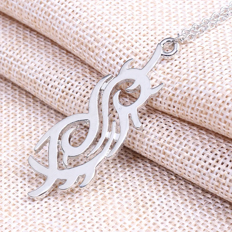 

2019 new fashion European and American live knot band rock star with necklace pendant vintage pendant fashion necklace jewelry