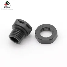 Пластиковый винт M12* 1,5 в вентиляционных отверстиях