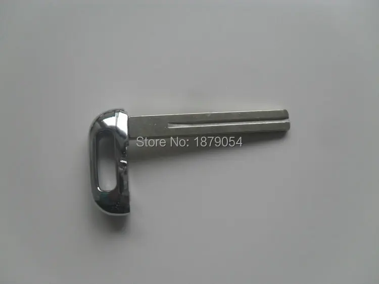 KIA  Kezun small smart key blade shell Kia Cadenza smart emergency key  (4).JPG