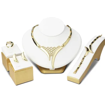 

2019 Dubai Gold Jewelry Sets Nigeria African Wedding Romantic Female Necklace Earring Bracelet Ring Set Free Gift Box