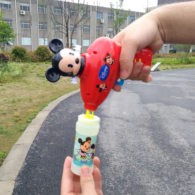 Disney toys for children Mickey bubble gun manual blow bubble toy gun to send bubble water concentrate non-toxic kids soap bubbl
