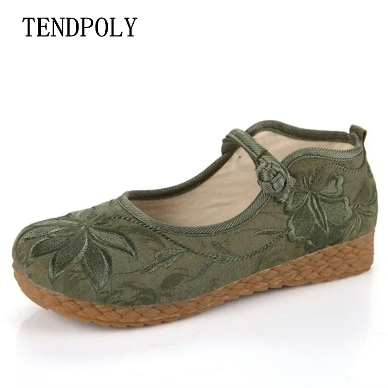 

Old Beijing Flat cloth soles comfortable soft bottom retro middle-aged elderly embroidered leisure Women's shoes national style