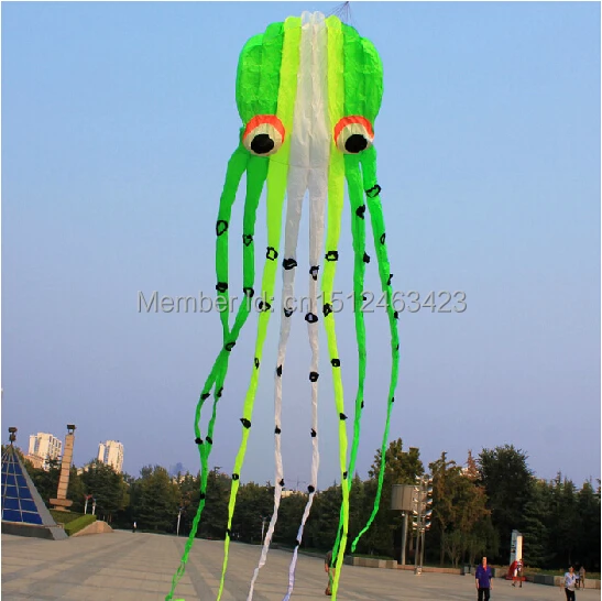 Free Shipping Outdoor Fun Sports 10m Green Power Software Octopus Fish Kite Good Flying ручка daily fun разные дизайны quad ruled green
