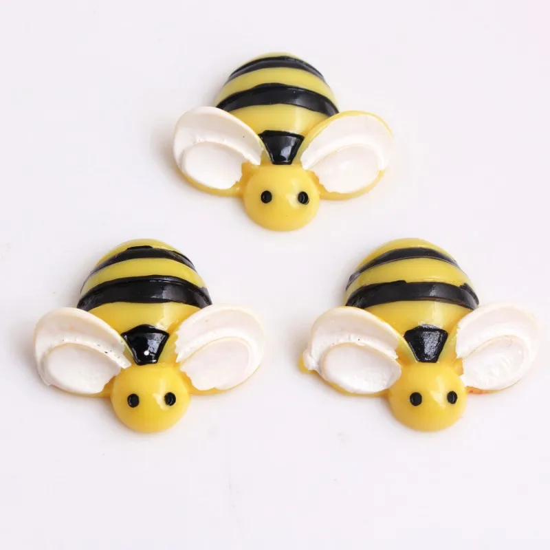 

Kwoi Vita Bulk Cheap Honeybee Resin Flat Back Cabochon for Kids DIY Phone Decoration Jewelry 50pcs 30mm