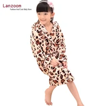 Kiqoo 2016 Nouvelle Arrivée Filles Corail Cachemire Enfants de One Piece Manches Longues Peignoirs avec Capuche Enfants Flanelle de Nuit Robes