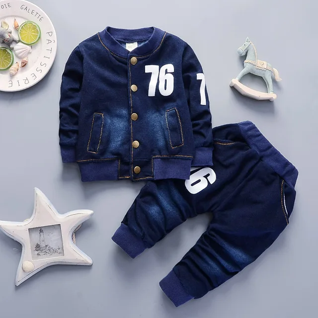 Комплекты одежды для мальчиков весенне-осенние повседневные джинсовые пальто+ штаны для малышей 2 предмета, спортивные костюмы для мальчиков, модные костюмы для младенцев - Цвет: blue