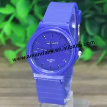 100 шт./лот Womage-1307 Для женщин часы модные женская обувь наручные часы Лидер продаж кварцевые наручные часы