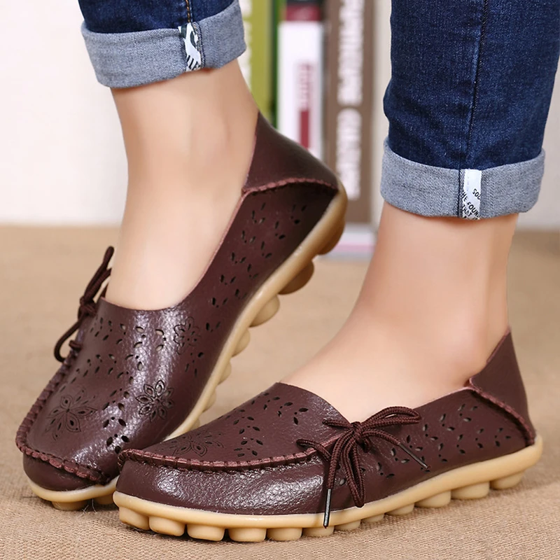 Big size 34-44 spring women flats shoes women genuine leather flats ladies shoes female cutout slip on ballet flat loafers - Цвет: Coffee