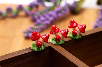 

10Pcs/lot Fairy Garden Miniatures Mini Mushroom Garden Decoration Resin Mushroom Craft Miniature Fairy Figurines