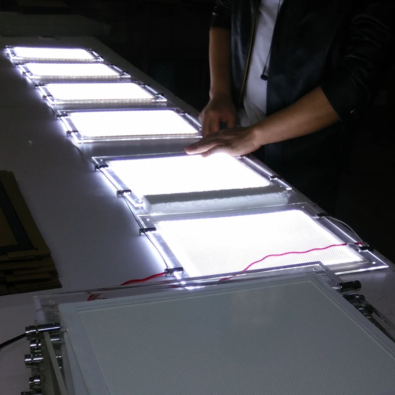 Подвесной двухсторонний световой короб для окон и кабелей подсветки в комплекте