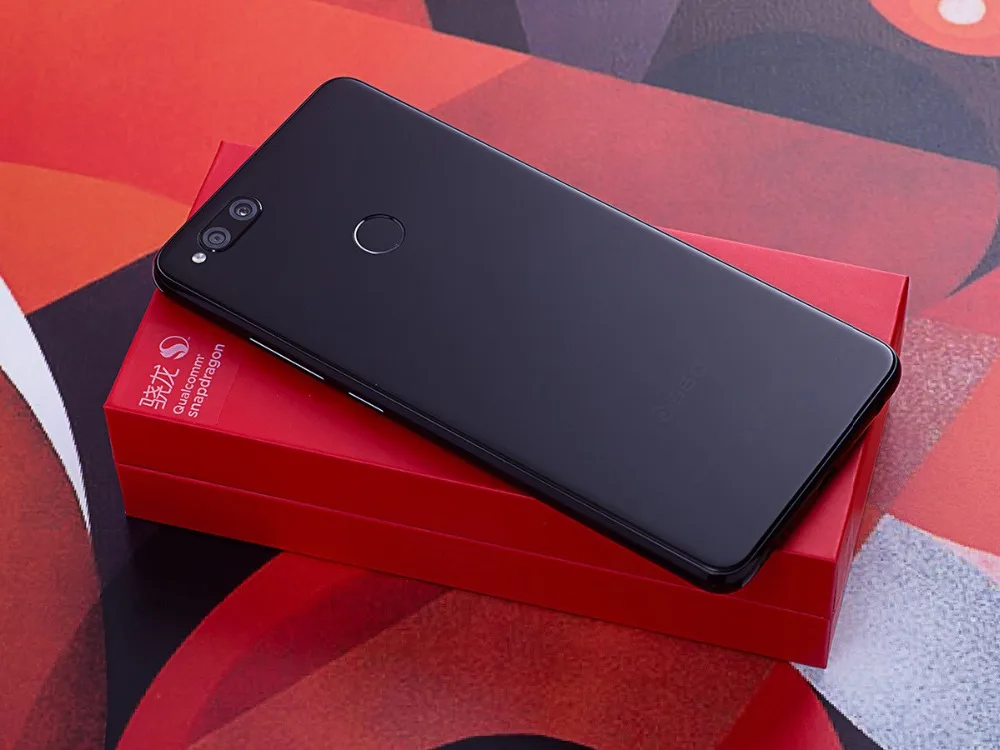 ceIkCLS5I4DbI