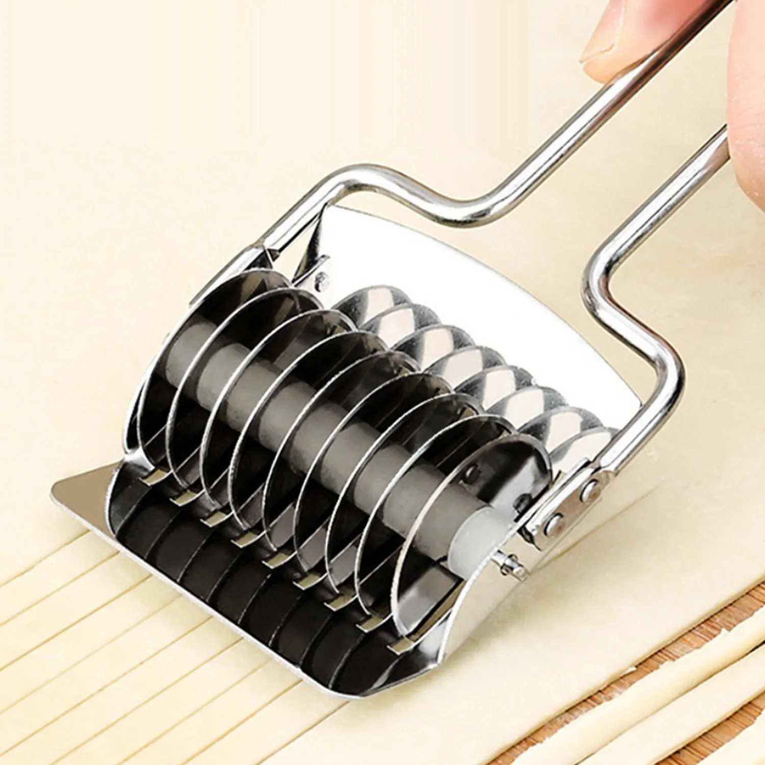 Behogar Manual Stainless Steel Noodle Lattice Roller Maker Cutter