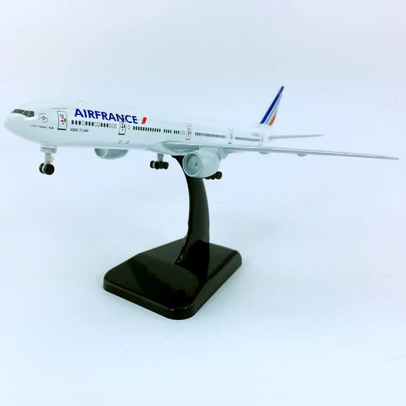 

18CM 1:400 Boeing B777-300 Model AIRFRANCE AIRLINES with Plastic Base Alloy Aircraft Plane Collectible Display Static Kids Gift