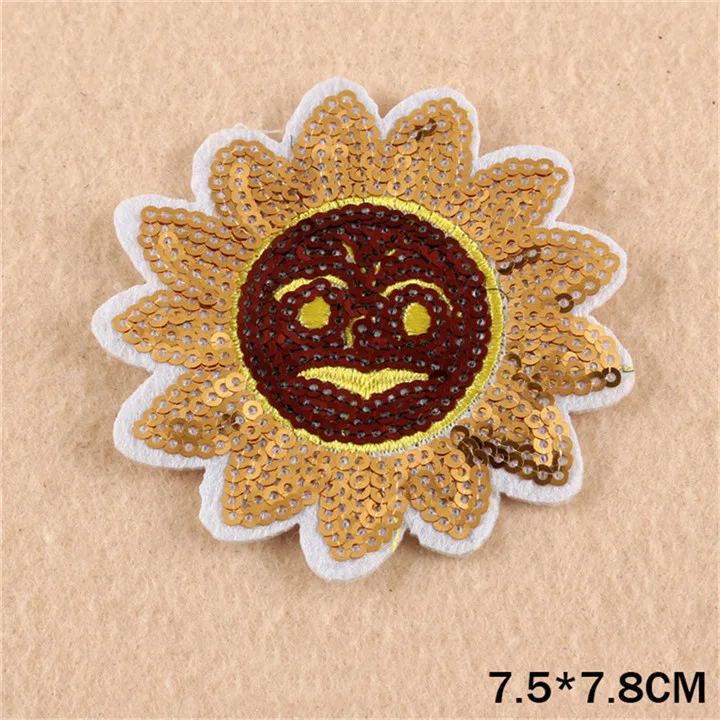27  Sequin Embroidered Patches Heart Star Motif Cartoon Patches For Clothing DIY Patch Sew Iron on Stickers Applique Accessories For Hat