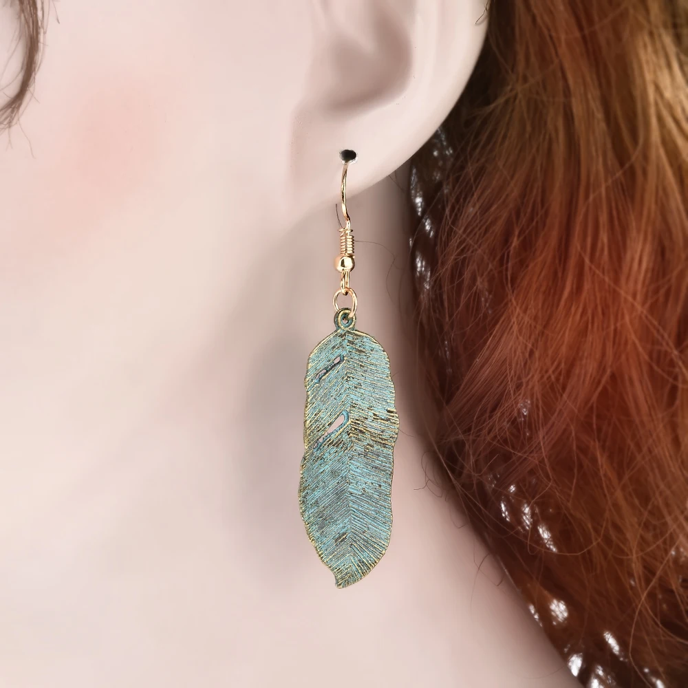 

Fashion Women Lady Retro Metal Leaves Shape Pendant Earrings Eardrop Dangle Earring Jewelry Gift
