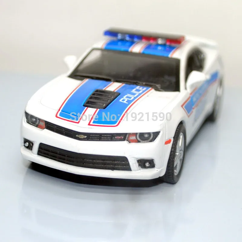 Chevrolet Camaro police version white (1)
