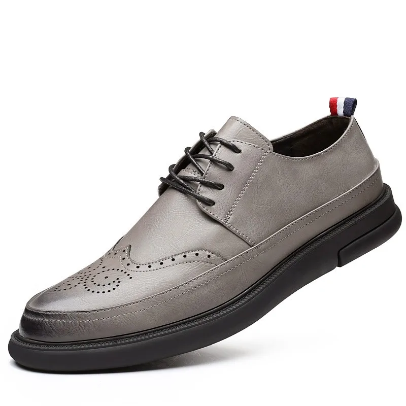 

2019 Man Genuine Soft Leather Flat Shoes Lace Up Black Men Casual Shoes Comfortable Man Designer Footwear Shoes DA033