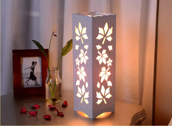 

Minimalist Ivory White Wood Plastic Plate LED Table Lamp, Abstract Design Through-Cared Bedroom Bedside Table Decoration Abajur