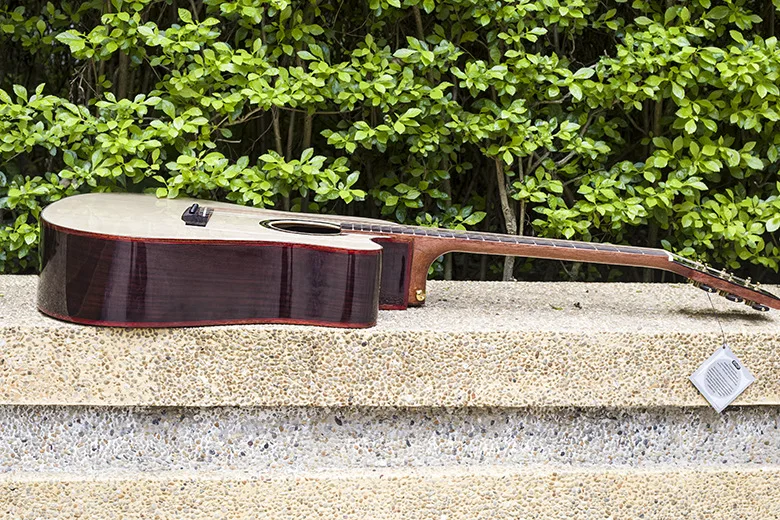 Guitarra Top sólido acústico eléctrico de acero-String Balladry Folk Pop Flattop 41 pulgadas Guitarra Picea Asperata luz Cutaway Electro