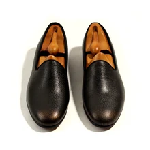 Перевозка груза падения черный скольжения на мужская мода мокасины настоящее натуральной кожи квартиры повседневная открытый мужчины обувь zapatos hombre EU45