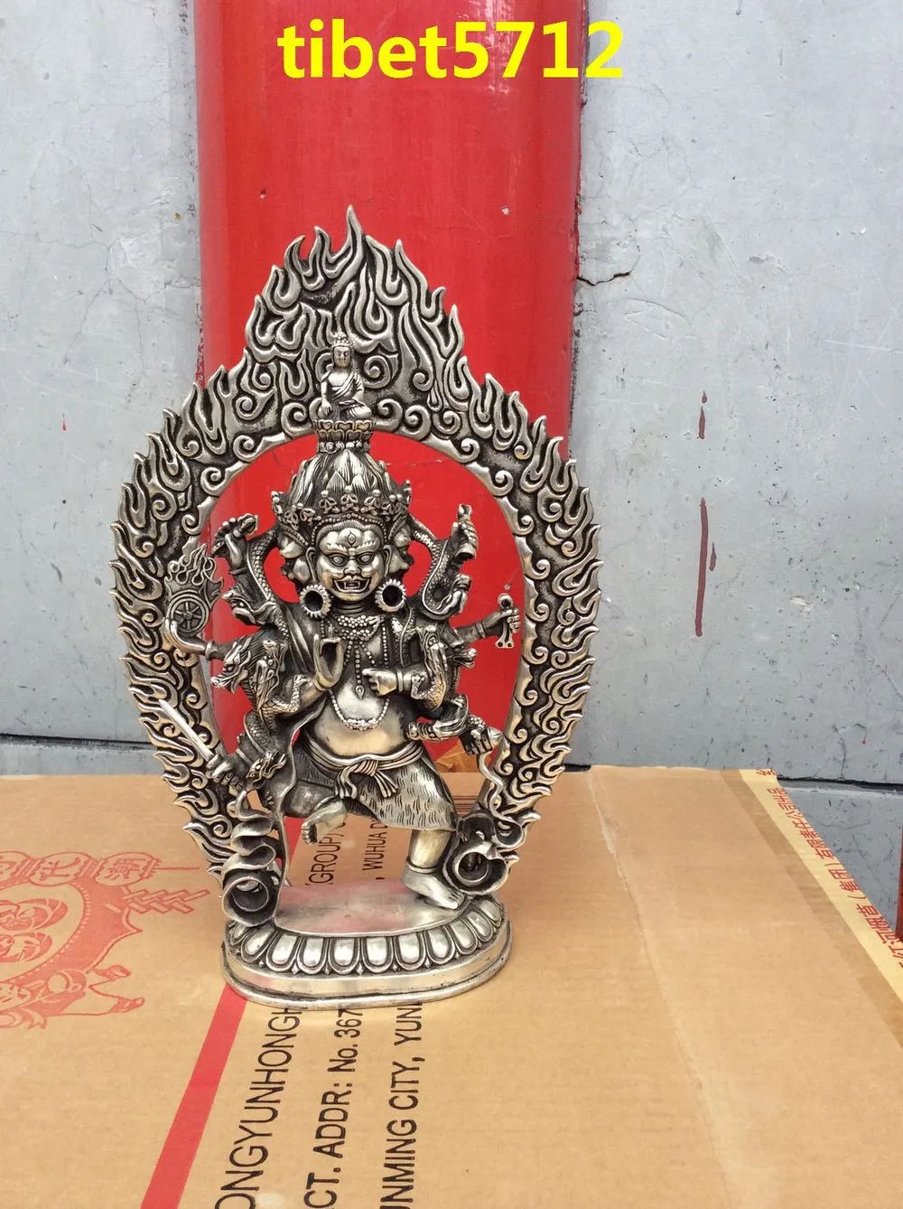 Тибет Буддийские латунь покрытием серебра Ваджра Кродхи Mahabala Ucchusma статуя будды Бронзовая Отделка Будда Исцеление Статуя