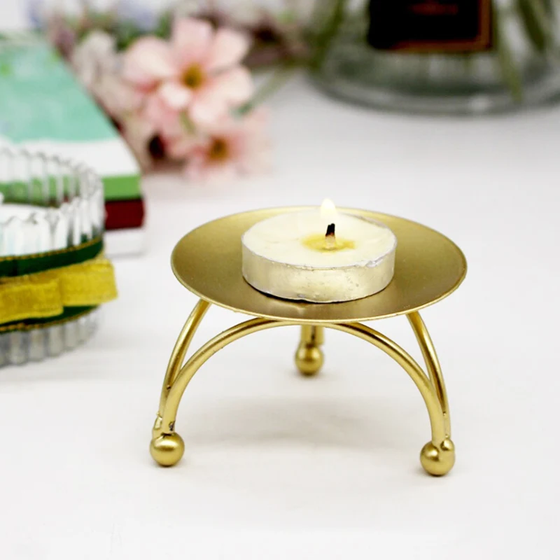 

Iron Candle Holder Round Table Golden Candlestick for Party Wedding Ornament 1pc Geometric round wrought iron candlestick new