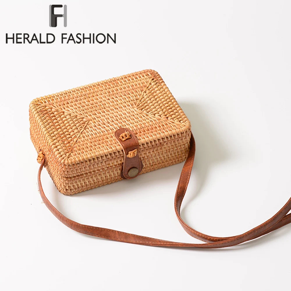 هيرالد الأزياء اليدوية الروطان المنسوجة جولة النساء Crossbody حقيبة خمر الرجعية القش مربع مربع حقيبة ساعي سيدة حقيبة كتف