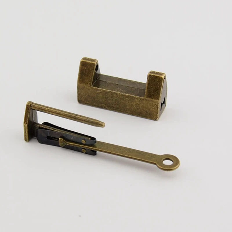Alloy Antique Bronze Chinese Old Decorative Lock Jewelry Chest Box Lock Padlock for Wooden Wood Suitcase Drawer Cabinet