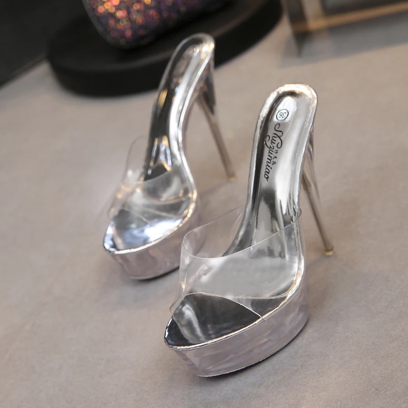 Обувь на платформе; женские босоножки; коллекция года; шлепанцы со стразами на очень высоком каблуке 15 см; прозрачные Водонепроницаемые Красивые шлепанцы