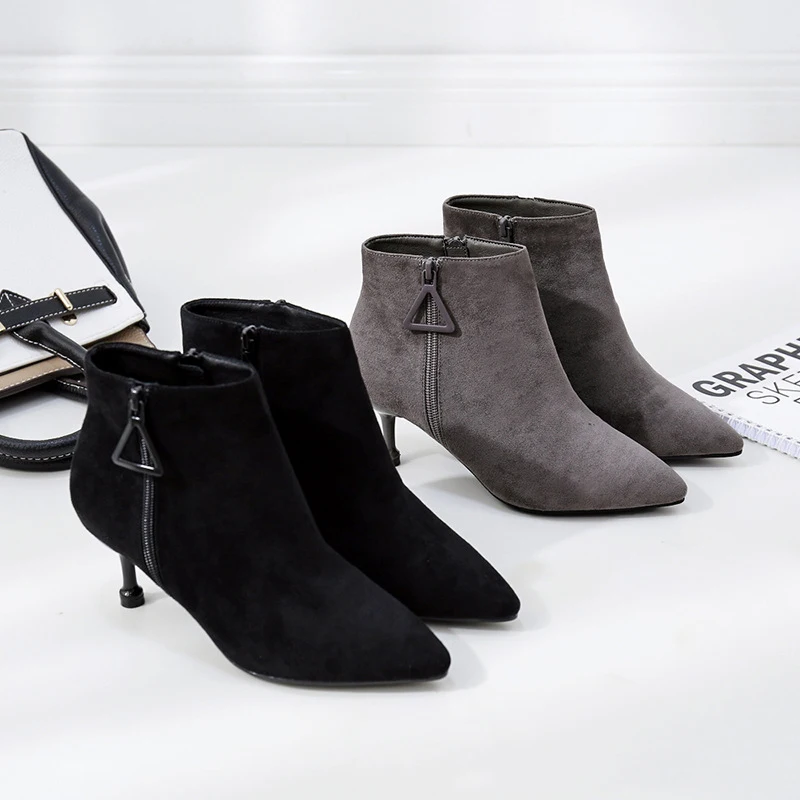

Lianhuaxiang hot sale Winter Fashion Shoes Woman Flock Suede Leather Boots Ladies cusp zipper High Heel Ankle Boots black gray