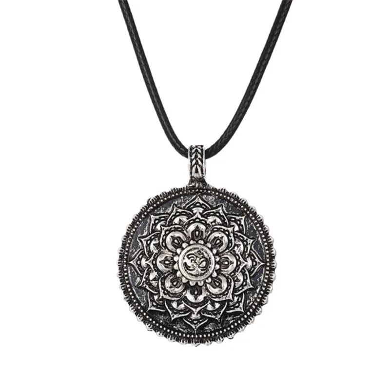 

Tibet Spiritual Men Necklace Tibetab Mandala Lotus Pendant Necklace For Women Geometry Amulet Religious Buddhism Vintage Jewelry