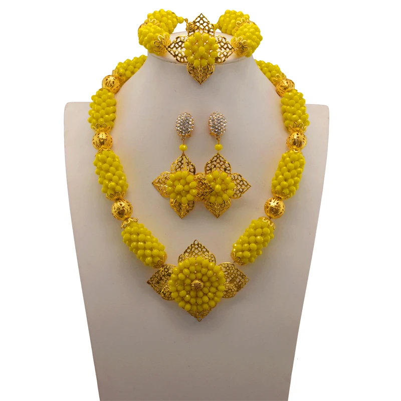 

2017 Top Exquisite Dubai Jewelry Set Luxury Yellow Color Big Nigerian Wedding African Beads Jewelry Set Costume Design