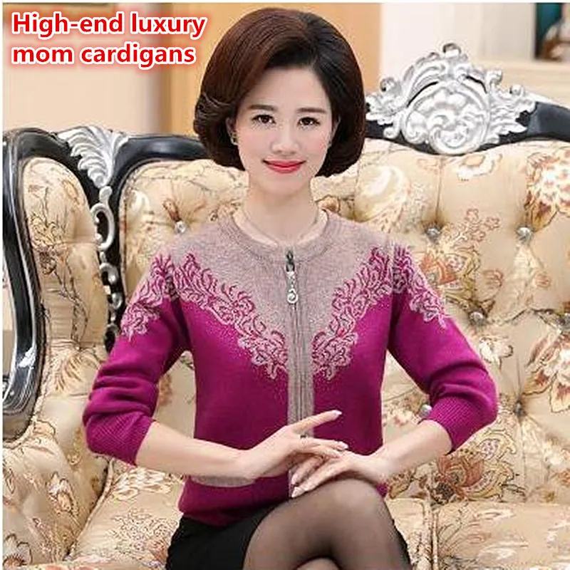 

New autumn Women Knit Wool Jacket Middle aged Mother zipper Sweater Cardigan Casual Tops Embroidery Loose Large Size Coat 1730