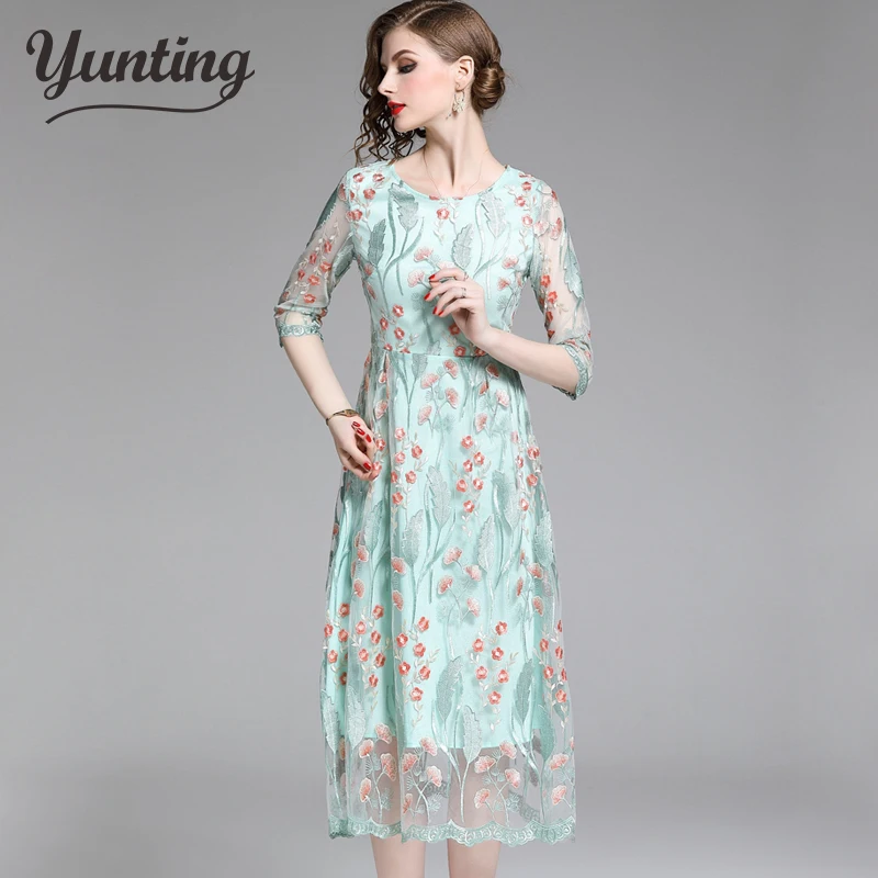 

high quality woman embroidered dress fashion mesh lady a-line party dress vintage woman mid dress