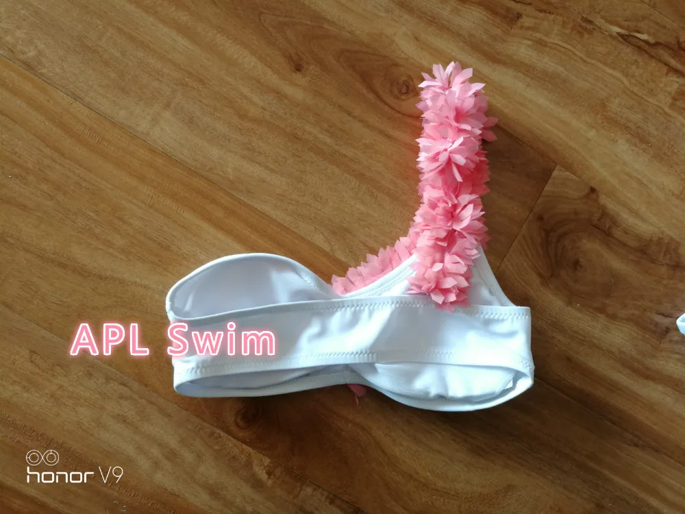 Real photo 3 of feather bikini_meitu_9