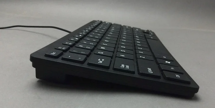 Ультра тонкая 78 клавиш Мини Портативная USB Проводная клавиатура для ПК