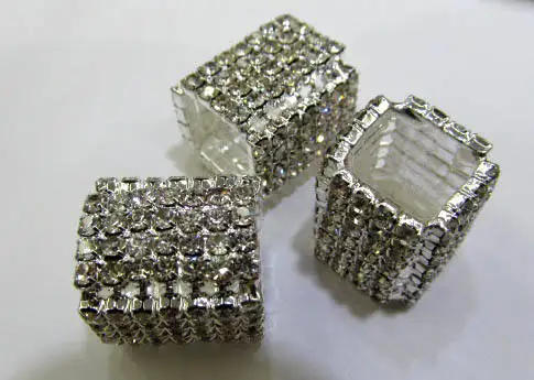 12 шт. 15-20 мм проложить Micro CZ кристалл проложить Bling Бусины белый серебро Кристалл CZ бисера, черный Gunmetal Cube квадрат кирпич Шарм еврей