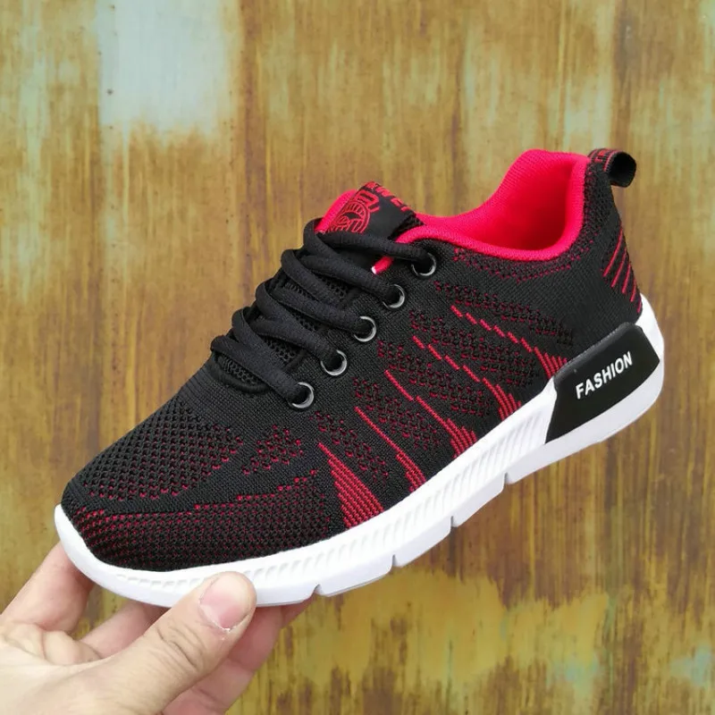 JINBEILEE 2019 Spring New Couple Models Running Shoes Women's Lightweight Sports Shoes Men's Wild Soft Bottom Casual Shoes JINBEILEE 2019 Spring New Couple Models Running Shoes Women's Lightweight Sports Shoes Men's Wild Soft Bottom Casual Shoes