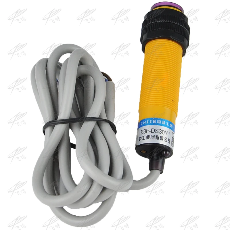 

1pcs photoelectric switch E3F-DS30Y1 E3F-DS30Y2 90-250VAC 30cm Sensor M18 NO 3 Wires diffuse reflection