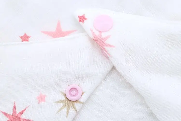 100% Cotton Soft Muslin 8 Layers Newborn Baby Bib Saliva Towel Bibs Burp Cloth Infant Toddler Bib Baby Bandana Feeding Apron