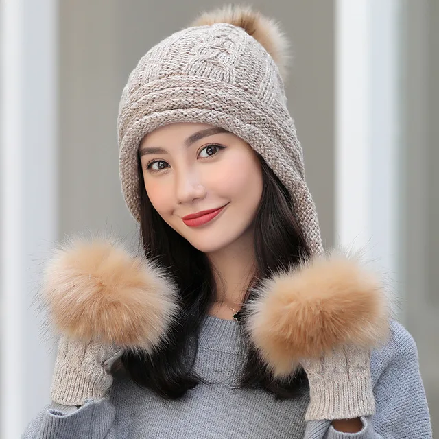 womens winter hats with ball on top