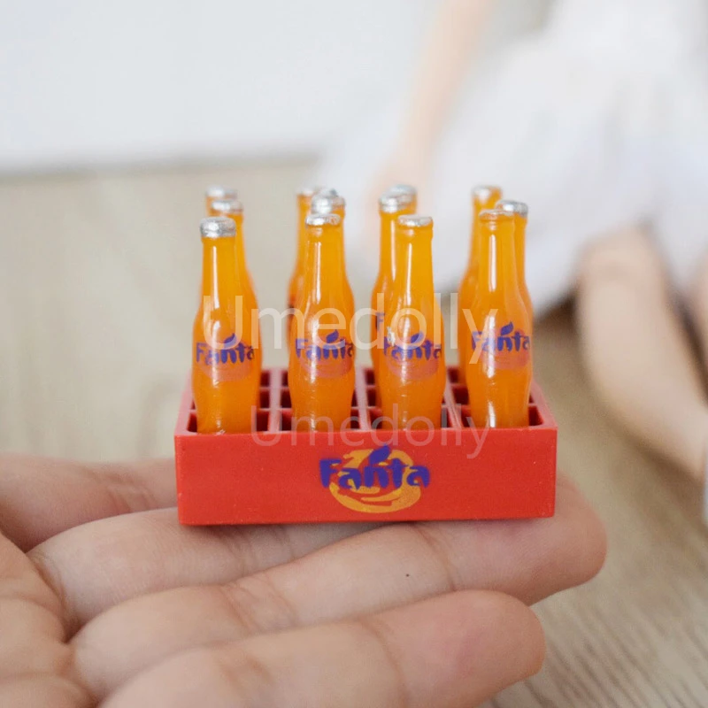 1 дюжина 12 бутылок масштаб 1/12 миниатюрный кукольный домик Fanta газировка Кола